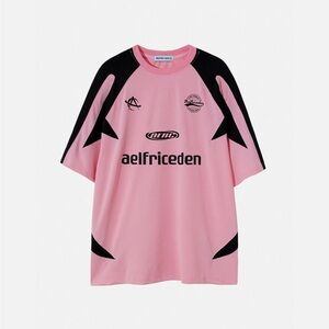 Aelfric Eden size small Pink and Black oversized Graphic soccer jersey T-Shirt
